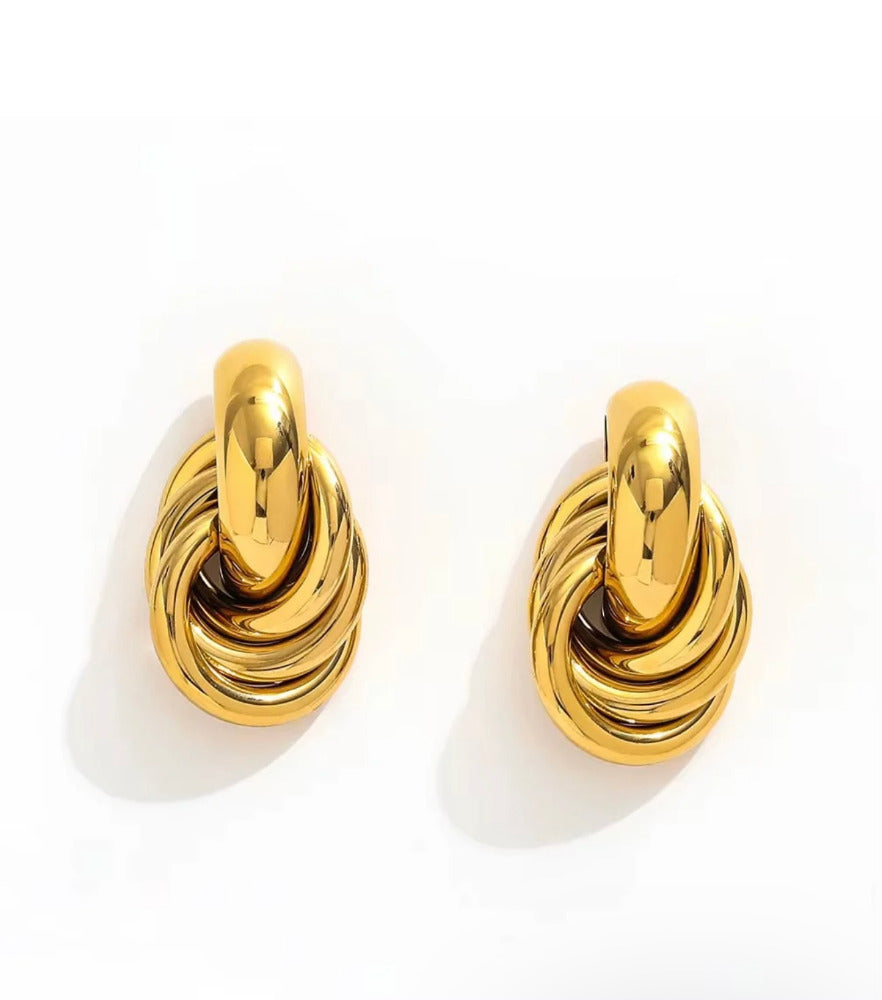 Chiara - Knot Stud Earrings