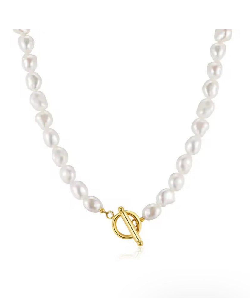 Isla Perla - Freshwater Pearl Necklace